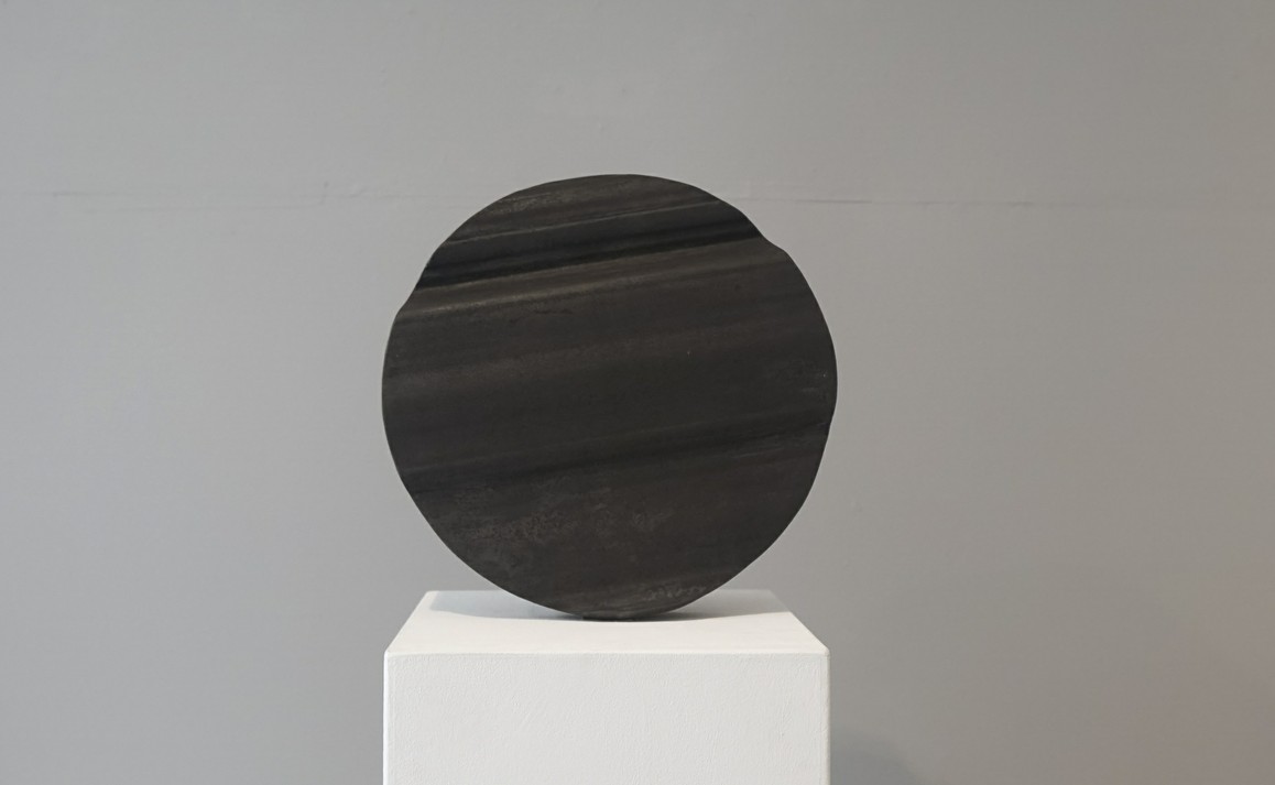 Junge / Kreis, 2020, Beton (Ansicht 2)