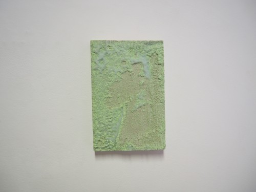 Dispersion 82 _ 2023, Beton, Pigment, Schaumstoff 29,5 x 19,5 x 4,5 cm