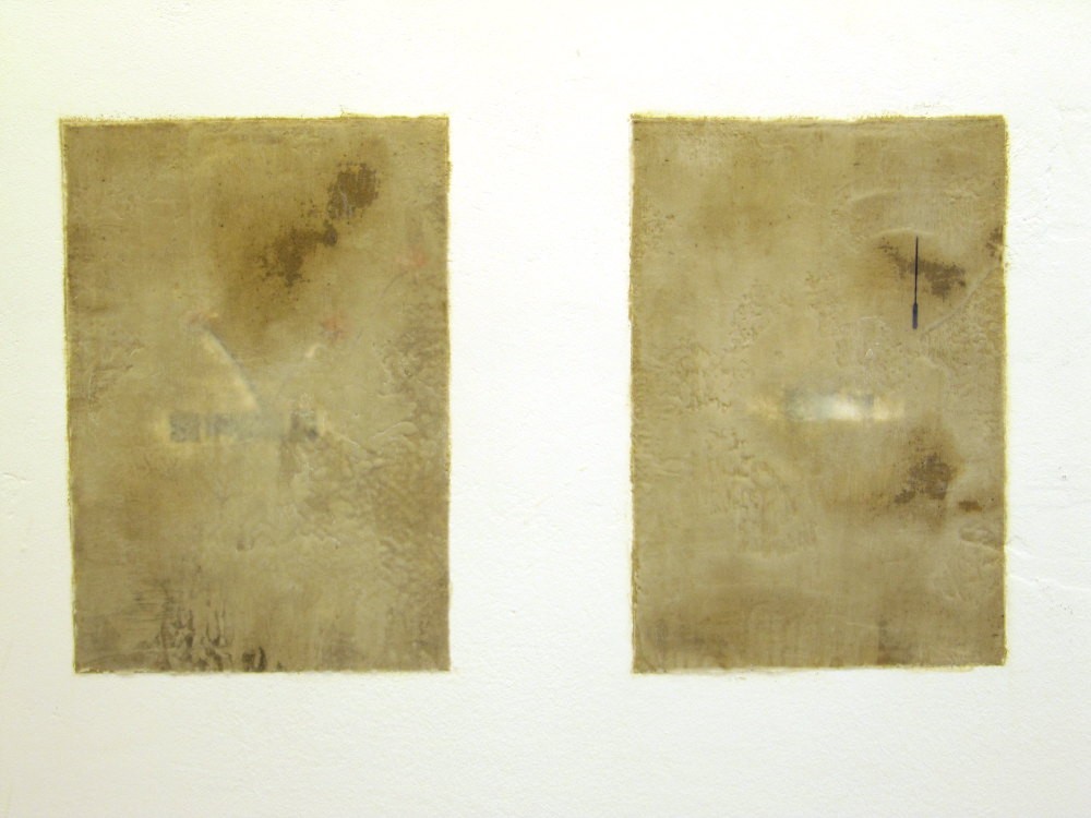 Norbert Eschger, o.T. 2012, Enkaustik, Papier auf Wand, je 35 x 20 cm