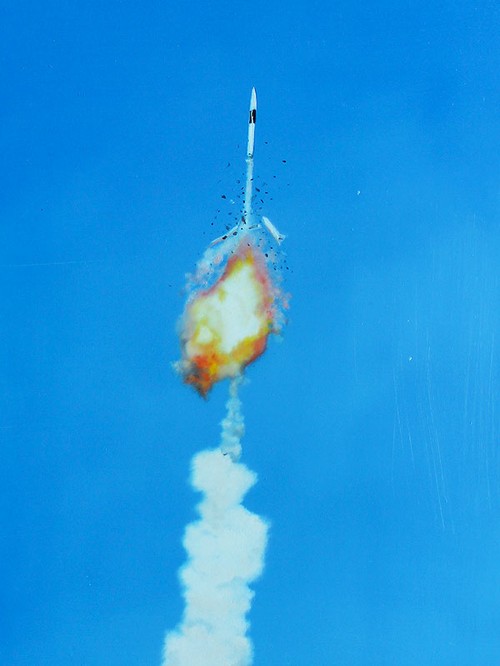 7 Raketen (Detail) // Öl auf MDF, 25 x 40 cm, 2012